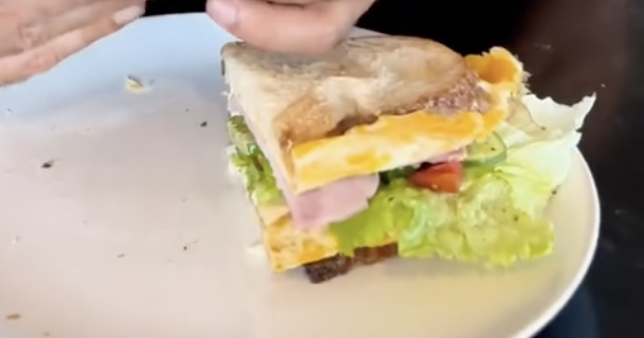 High-Protein Frühstücks-Sandwich